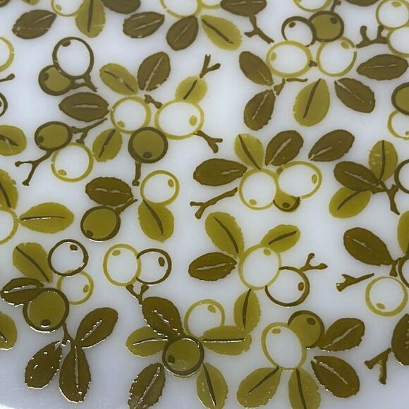 Vintage Pyrex Verde Avocado Green Oval  Dish  045 C13 - Picture 2 of 5